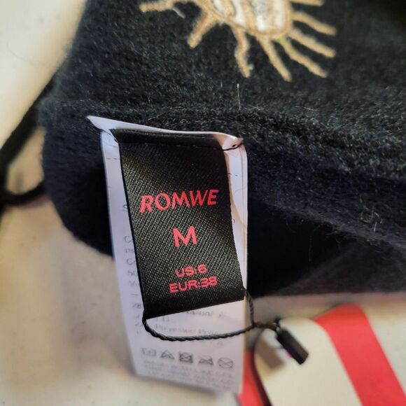 Romwe Black Sun Embroidered  Halter Crop Top Hippie Boho Festival NEW - Picture 9 of 11